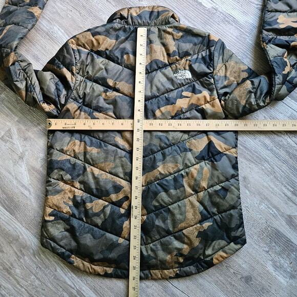 The North Face Tamburello Womens Camo Jacket Size M Insulated Lighweight Puffer - Picture 14 of 16